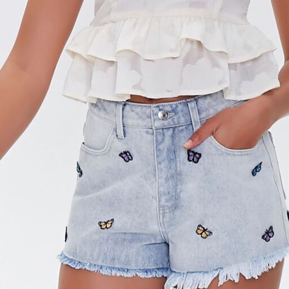 F21 Butterfly High Rise Raw Hem Bootie Shorts